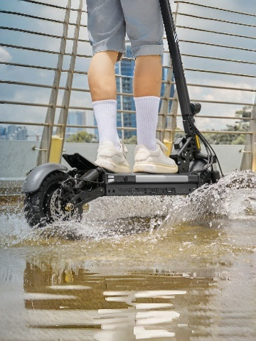 IPX6 Water-Resistant Battery